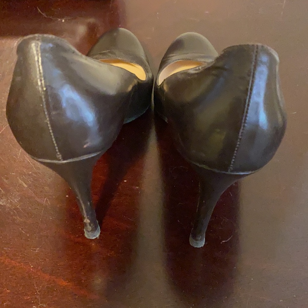Christian Louboutin Heels 36 - Picture 2 of 4